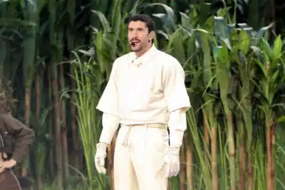 Bad Bunny Bombeia Streams: Fator Grammy e Hits Explodem nos EUA!