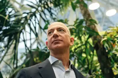 Jeff Bezos Revela: Segredo Chave para Alcançar Seus Objetivos Profissionais!