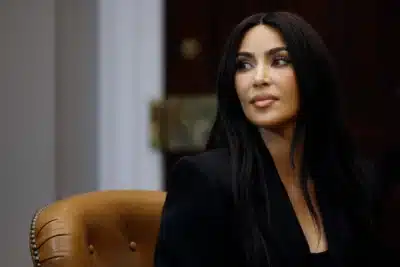Senada Greca: Da Depressão à Cliente de Kim Kardashian – A História Inspiradora