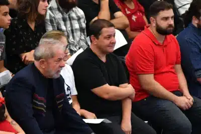 Lula sob investigação: CPMIA aprova quebra de sigilos bancários e fiscais em caso contra “Lulinha”