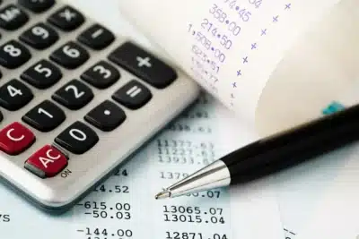 Profissional Recebe Dinheiro do Exterior? 3 Pilares para Evitar Problemas Fiscais