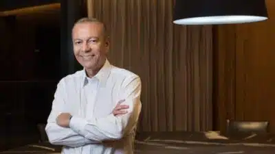 Bradesco Ignora Críticas e Mantém Investimentos Ambiciosos em 2026!