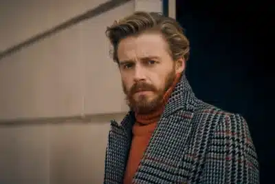 Jack Lowden é o Novo Mr. Darcy? Ator Escocês Assuma Papel em Adaptação Netflix