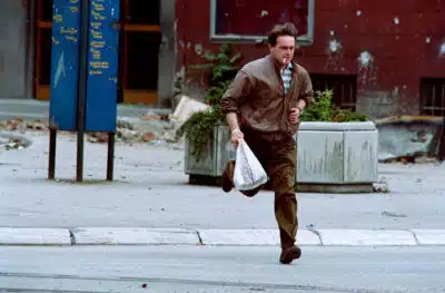 Suspeito de Atrocidades no Cerco de Sarajevo é Interrogado em Milão – Revelações Chocantes?