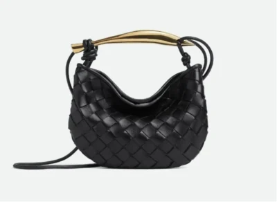 Sardinha Mania: Celebridades e Biohackers Descobrem o Segredo da Pele Perfeita!