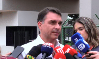 Flávio Bolsonaro busca diálogo familiar após acusações e crise no PL!
