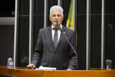 Operação Master: Deputado Revela “Blindagem” e Conexões Polêmicas no Caso!