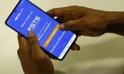 FGTS: R$ 3,9 Bilhões Liberados! Trabalhadores Recebem Saque-Aniversário e Revelação Chocante!