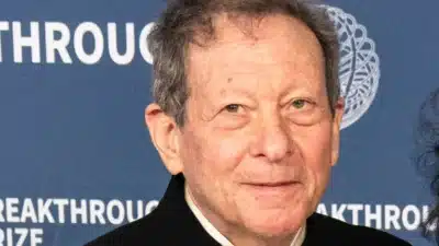 Bilionário Pritzker Envolvido em Escândalo Epstein: Remorso e Revelações Chocantes