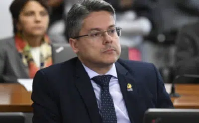 Senador Vieira Busca Dados Sigilosos da Maridt e Conexões com Toffoli!