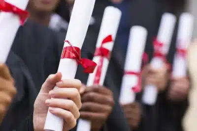 Engenharia e IA: Os Diplomas Mais Lucrativos de 2026 – Oportunidades Urgentes!