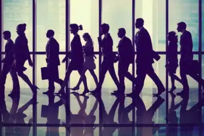 CNC Alerta: Redução da Jornada de Trabalho Pode Destruir o Comércio Brasileiro