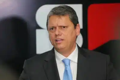 Tarcísio de Freitas dispara na liderança em São Paulo 2026: pesquisa chocante!