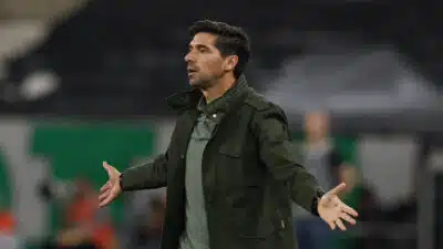 Abel Ferreira: Treinador Mais Expulso da História do Brasileirão!