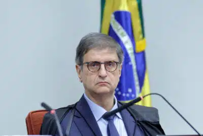 Bolsonaro Busca Habeas Corpus no STF: Estratégia Polêmica Revelada!