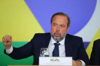 Governo Ataca Preços Altos de Combustíveis com Ação Sem Precedentes!