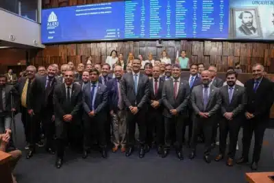 Douglas Ruas Assume Governo do Rio Após Renúncia Polêmica e Acusações!