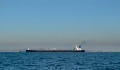 Khamenei Intensifica Ameaças e Reforça Bloqueio do Estreito de Ormuz!