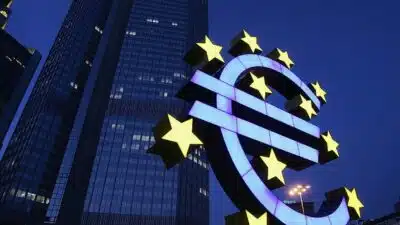 Zona do Euro em Alerta: Desaceleração Surpreendente e Crise Inflacionária!