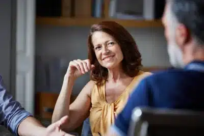 Mulheres 50+ impulsionam novos mercados: estratégias e o poder do consumidor em 2026