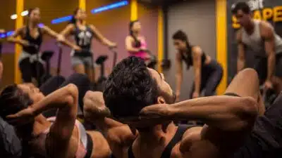 SmartFit Dispara: Lucros Recordes e Expansão Ambiciosa para 2026!