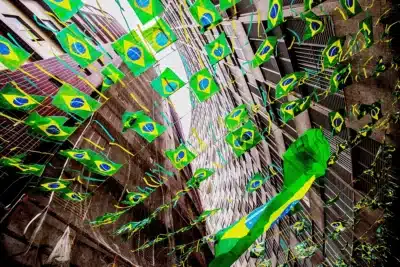 Crise no Irã: Preços sobem e bolso do brasileiro sente o impacto!