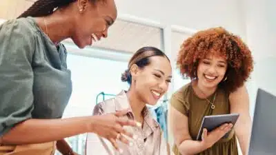 Mulheres Revelam: Redes de Apoio Feminino Impulsionam Carreira!