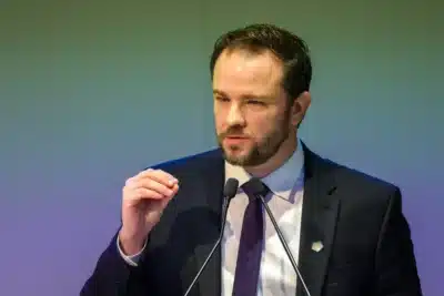 Lula Nomeia Durigan como Ministro da Fazenda: Nova Estratégia para a Economia!