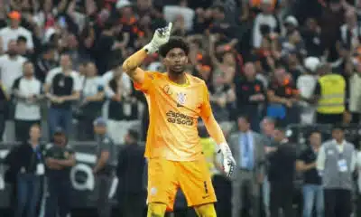 Hugo Souza Surpreende e é Chamado à Seleção Brasileira para Jogos Cruciais!