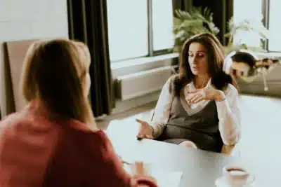 Liderança Crítica: Saúde Mental no Trabalho em Declínio e a Urgência da NR-1A