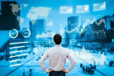 ChatGPT prevê: Profissões com salários altíssimos em 2030 – Veja a lista!