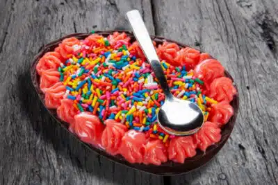 Ovos de Páscoa Surpreendem: Brigadeiro, Leite em Pó e Ganache Deliciosos!