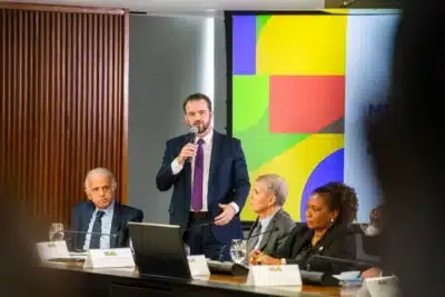 FGTS para dívidas: Lula estuda usar fundo para renegociar crédito dos brasileiros?