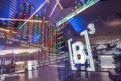 Trump Inflama Ibovespa: Queda Histórica e Aumento do Petróleo Assola Mercado