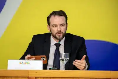 FGTS para dívidas: Lula e ministros avaliam alívio financeiro das famílias em 2026