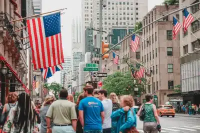 Como David Walentas construiu fortuna em Nova Iorque após anos de luta?