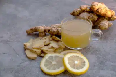 Chás naturais: o segredo para aliviar o desconforto digestivo e acalmar o estômago