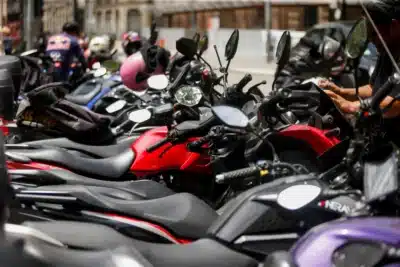 América Latina: Motos crescem 20,6&percnt; em 2025; veja o sucesso das marcas chinesas!